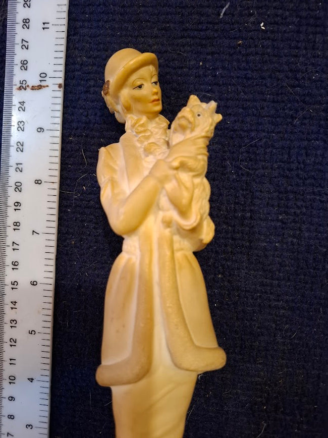 Vintage porcelain rare woman figurine [ART10238]