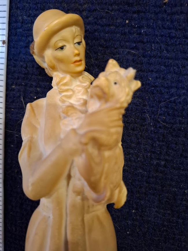 Vintage porcelain rare woman figurine [ART10238]