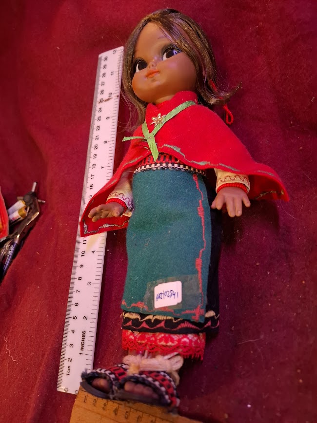 Vintage native american handmade doll [ART10254]