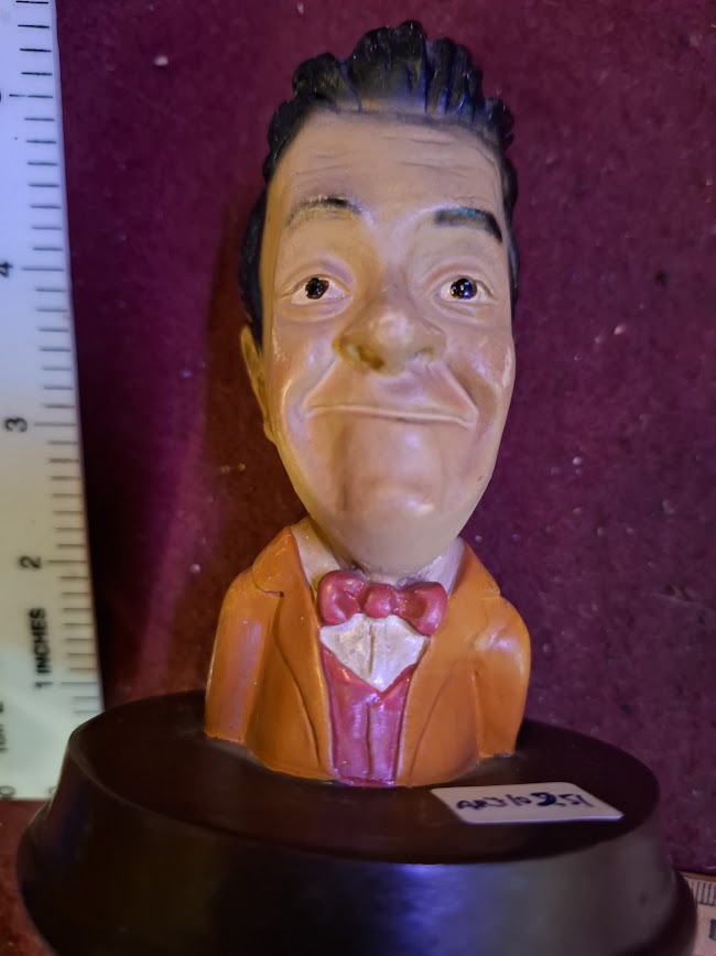 Vintage ceramic stan Laurel bust [ART10251]