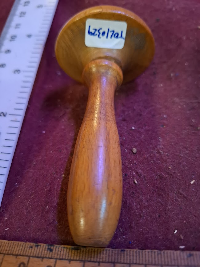 Vintage Accessories for repairing socks and fabrics [TOL10329]