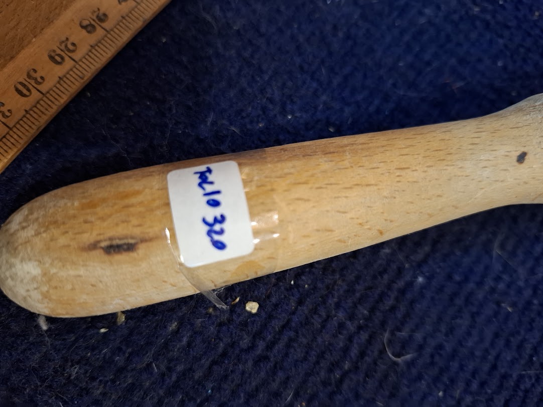 Vintage kitchen wooden handle potato masher [TOL10320]