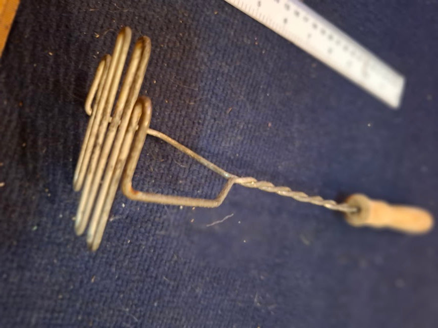 Vintage kitchen wooden handle potato masher [TOL10320]