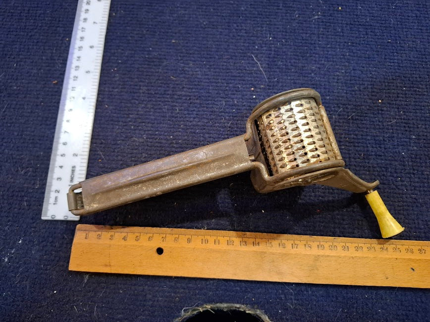 Vintage kitchen manual griner [TOL10319]