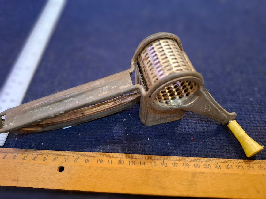 Vintage kitchen manual griner [TOL10319]