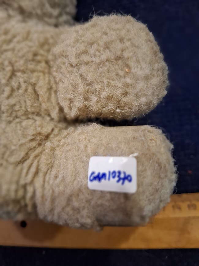 מגש נחושת למזכרת של יצחק רבין [ISR10136] 