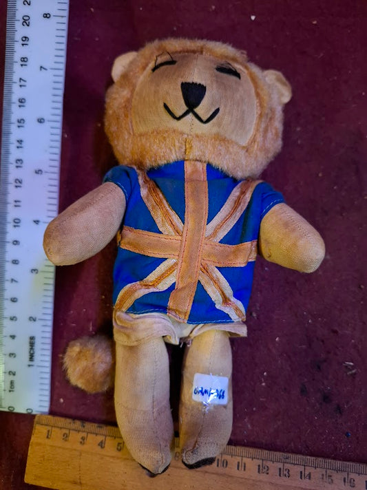 Vintage 1966 world cup willie lion mascot toy - Rare [GAM10368]