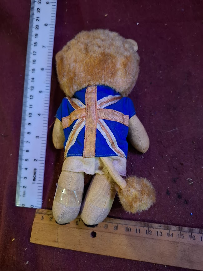 Vintage 1966 world cup willie lion mascot toy - Rare [GAM10368]