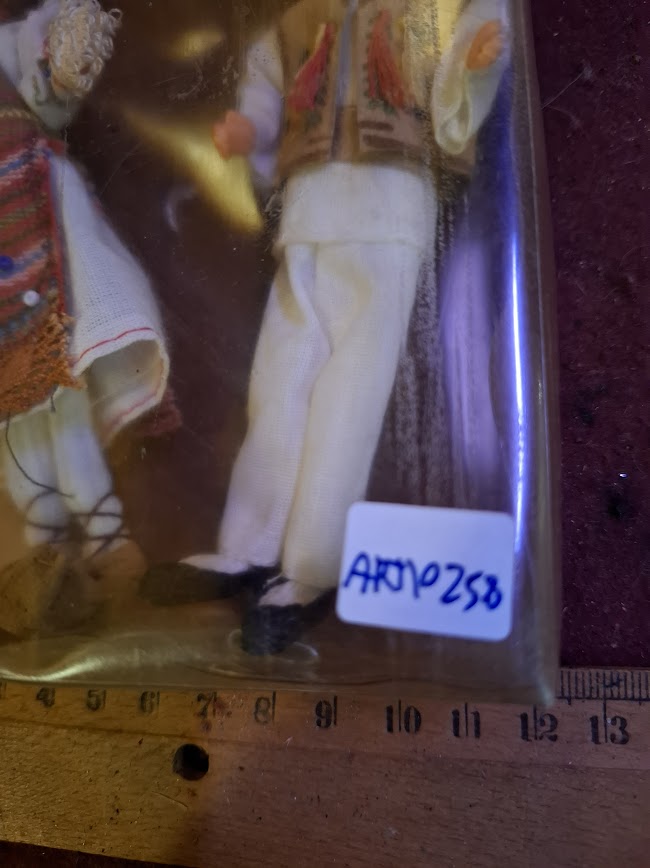 Handmade 2 traditional dress souvenir dolls - Czech olsavsky [ART10258]
