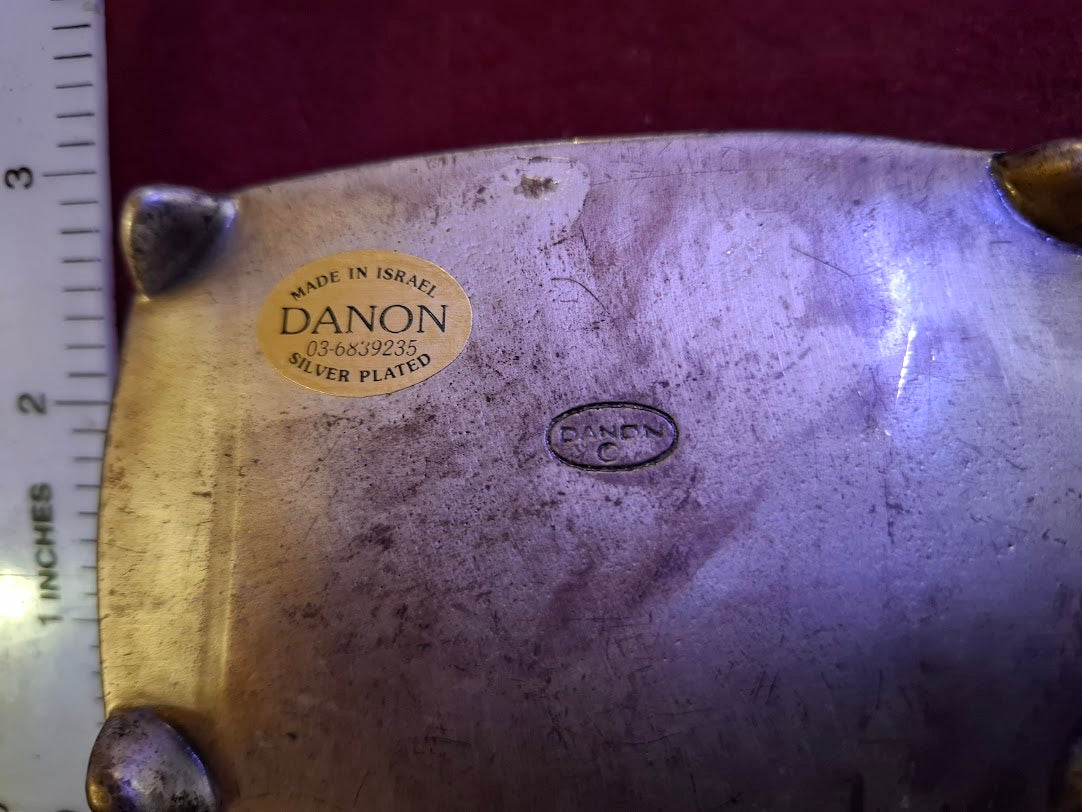 Vintage Box decorated with silver plating [ART10291]