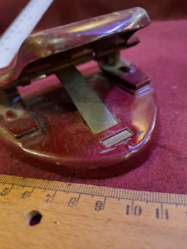 Vintahe papers holes punch [TOL10330]