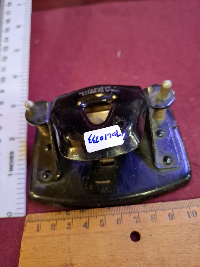 Vintage paper holes punch [TOL10333]