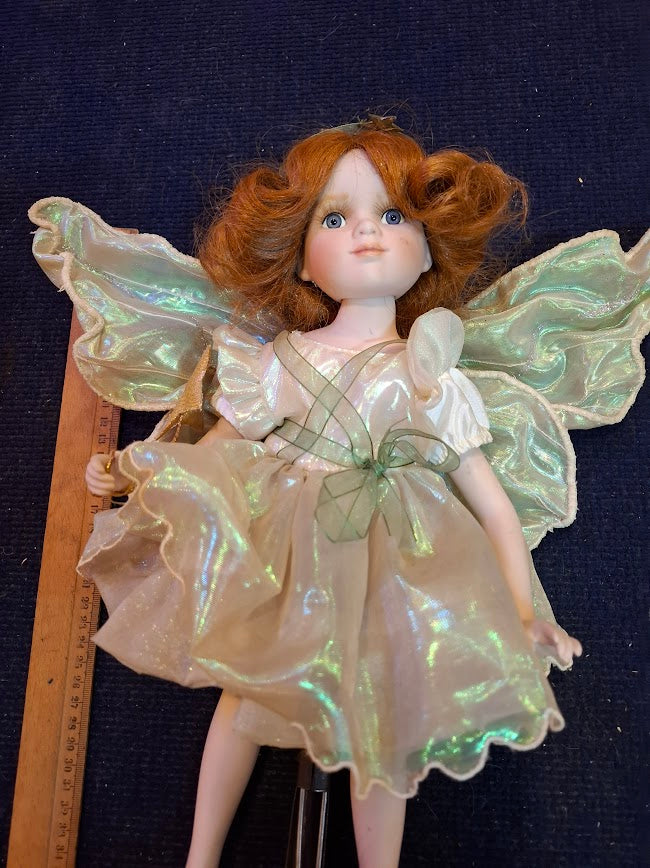 Vintage porcelain doll [ART10293]