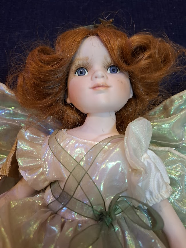 Vintage porcelain doll [ART10293]