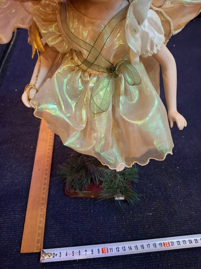 Vintage porcelain doll [ART10293]