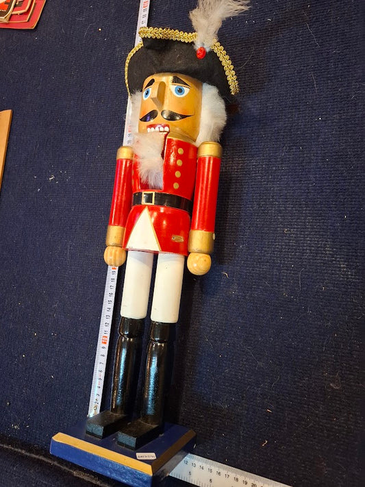 Vintage wooded nutcracker british soldier decor doll [ART10299]