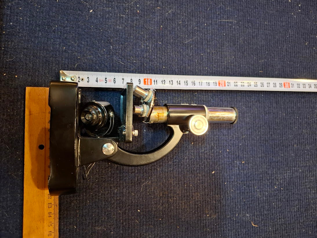 Vintage Microscope [TOL10336]