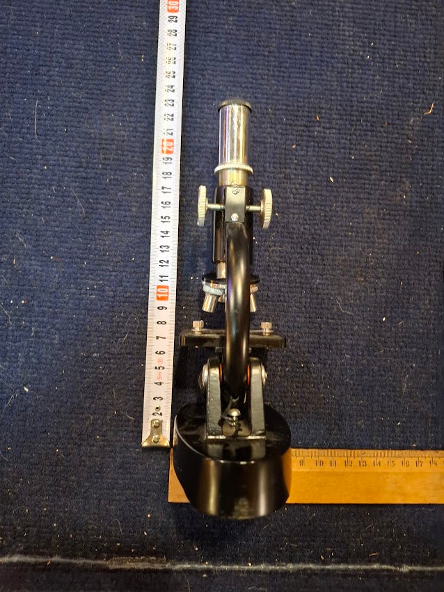 Vintage Microscope [TOL10336]