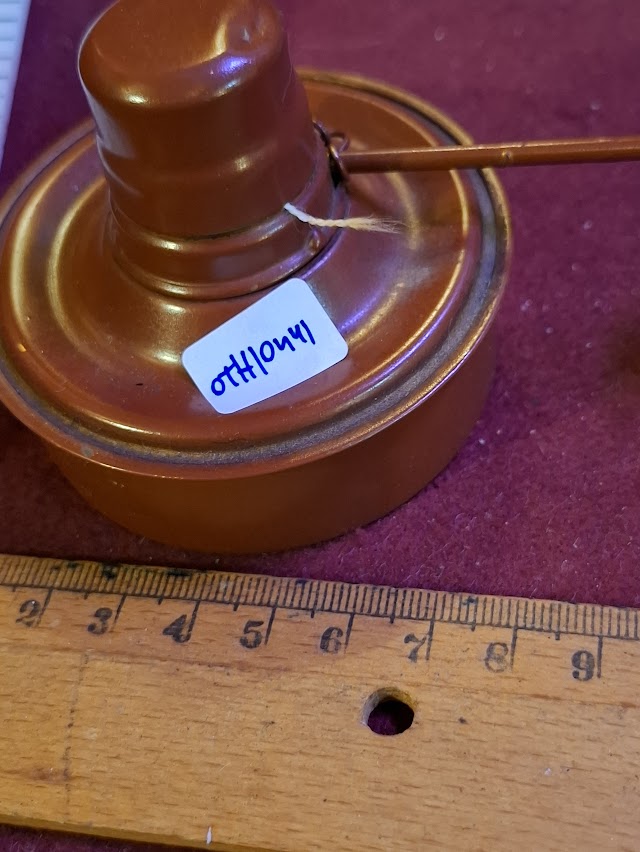 מגש נחושת למזכרת של יצחק רבין [ISR10136] 