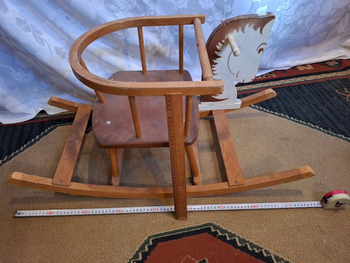 Vintage wooden rocking horse [GAM10382]