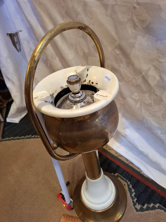 Vintage Decorative ashtray on a pole [OTH10454] *for Israel local market only*