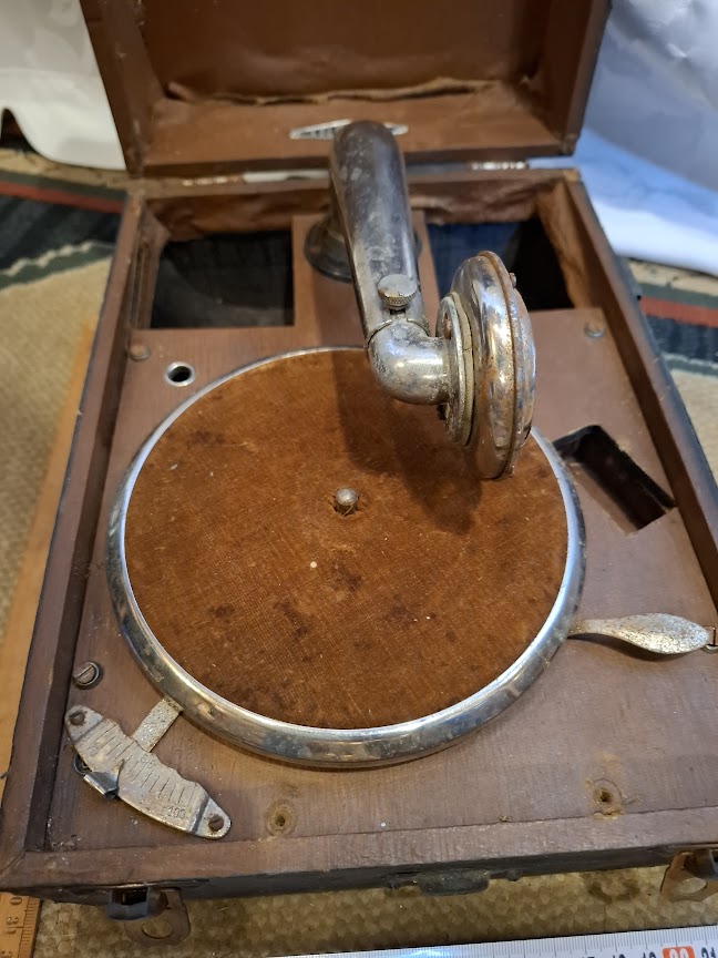 Antique Gramophone [OTH10457] *for Israel local market only*