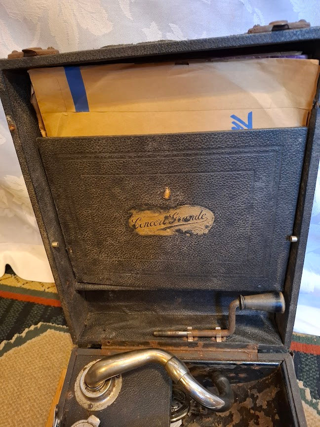 Antique Gramophone [OTH10458] *for Israel local market only*