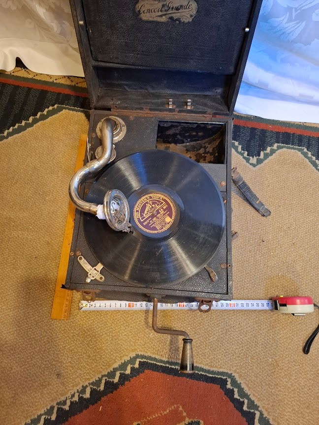 Antique Gramophone [OTH10458] *for Israel local market only*