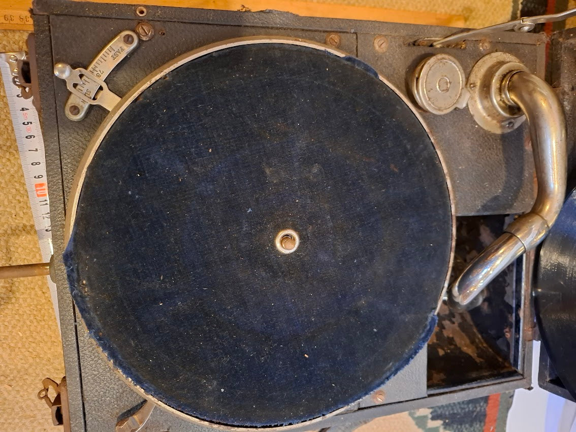 Antique Gramophone [OTH10458] *for Israel local market only*