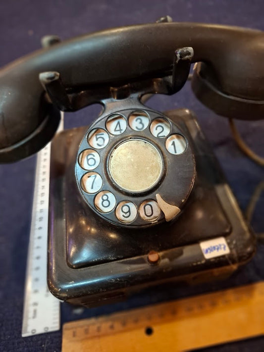 Old analog dial telephone [INS10737] *for Israel local market only*