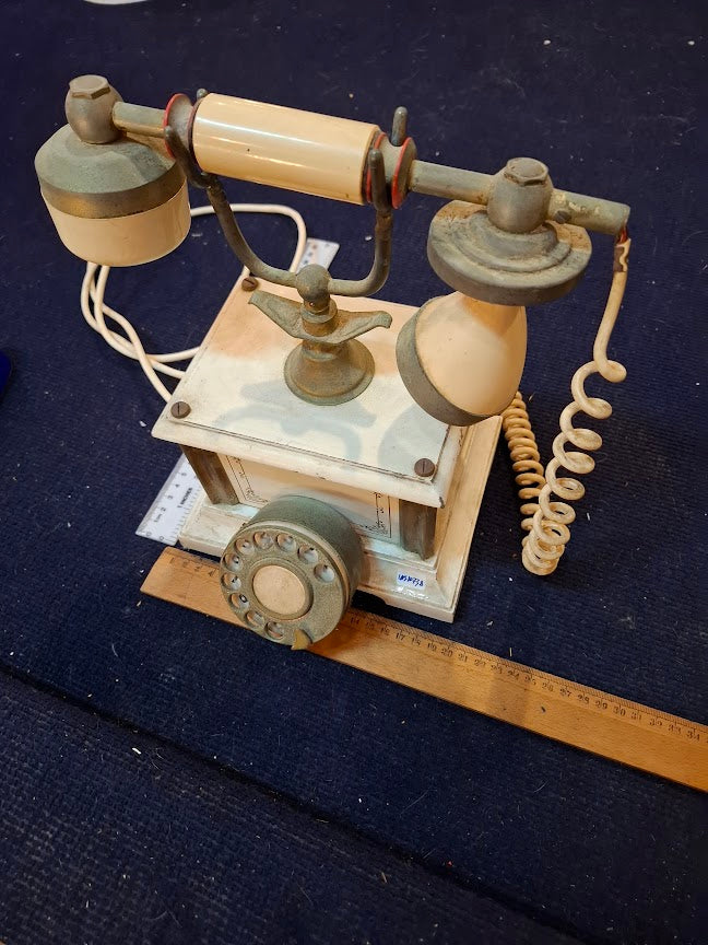 Old analog dial telephone [INS10738] *for Israel local market only*