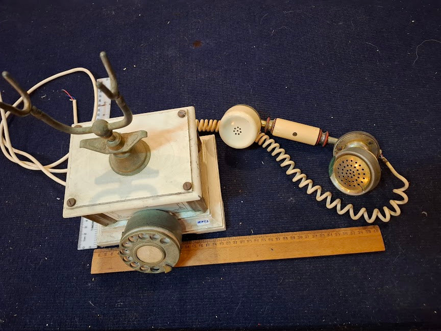Old analog dial telephone [INS10738] *for Israel local market only*