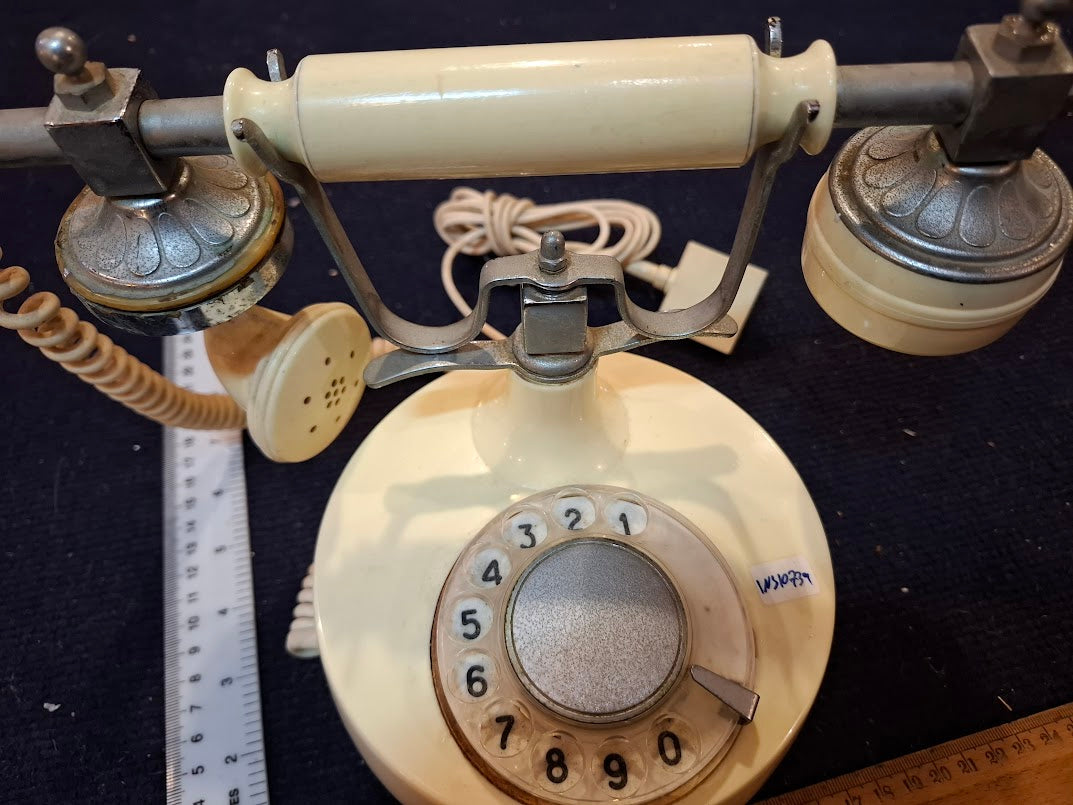Old analog dial telephone [INS10739] *for Israel local market only*