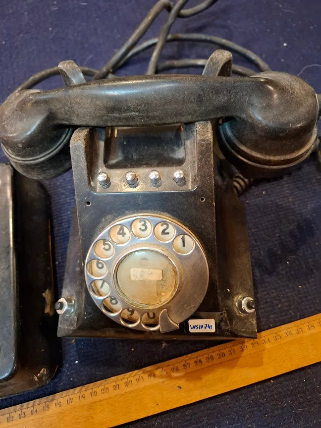 Old analog dial telephone [INS10741] *for Israel local market only*