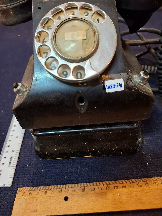 Old analog dial telephone [INS10741] *for Israel local market only*