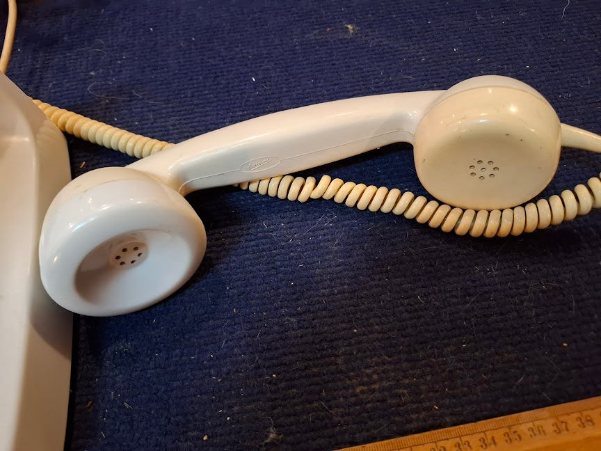 Old analog dial telephone [INS10744] *for Israel local market only*