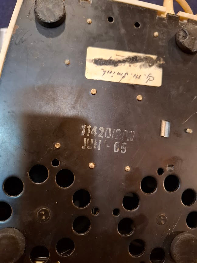 Old analog dial telephone [INS10744] *for Israel local market only*