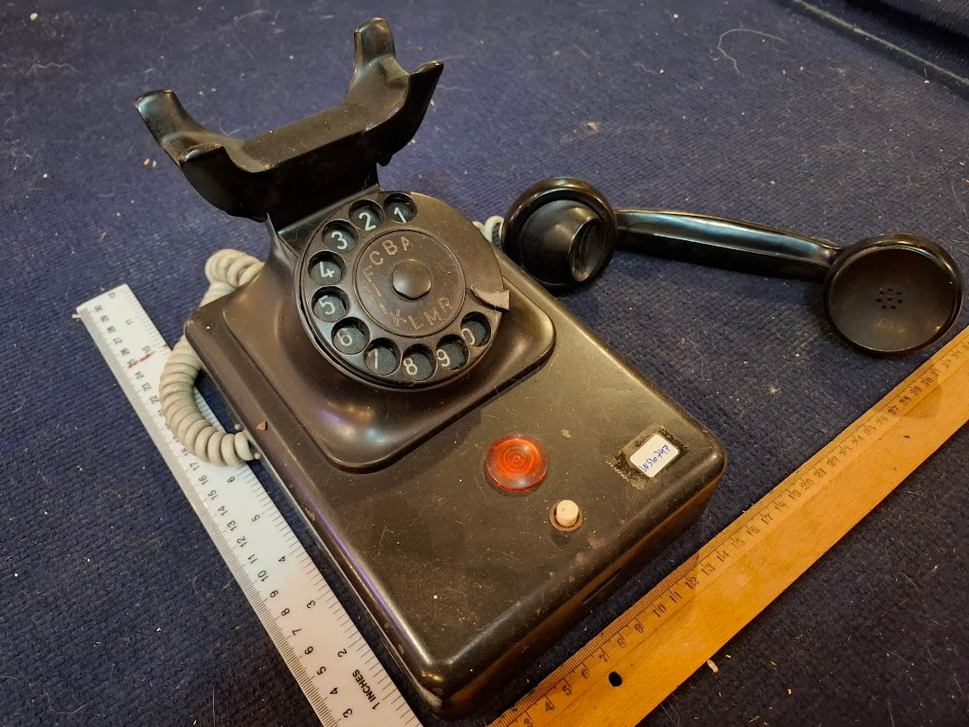 Old analog dial telephone [INS10747] *for Israel local market only*