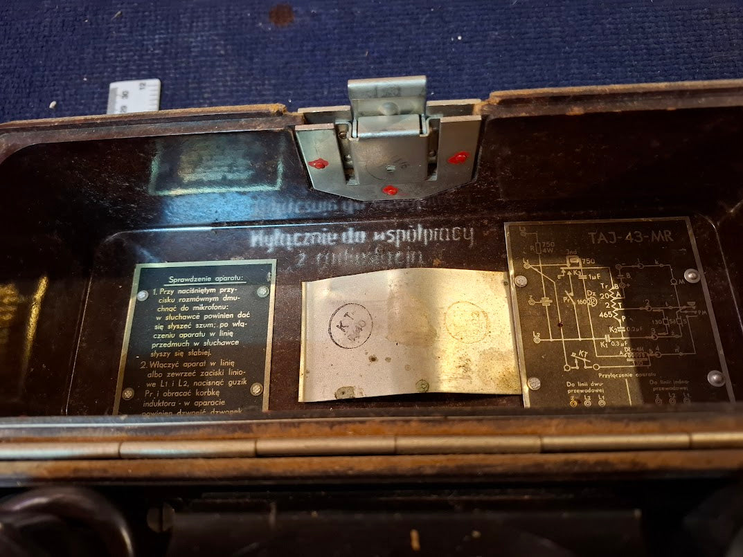 Old military line telephone [INS10750] *for Israel local market only*