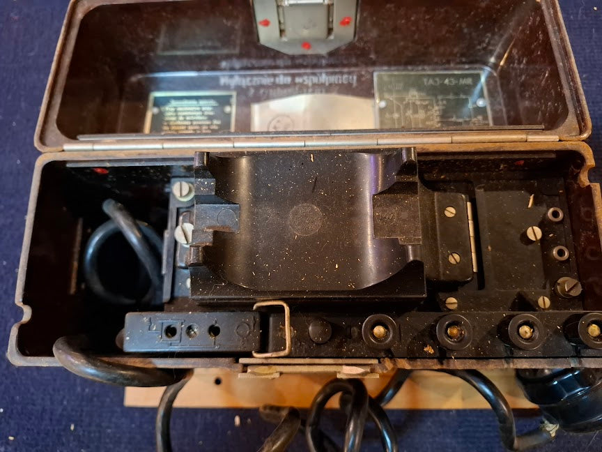 Old military line telephone [INS10750] *for Israel local market only*