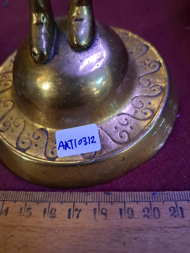 Vintage pair of brass candlesticks in the form of knights [ART10312]