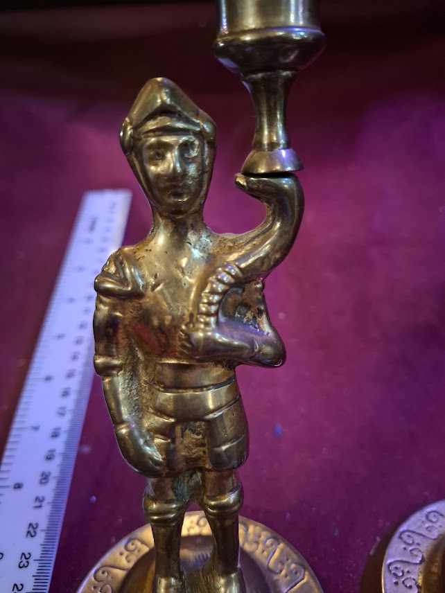 Vintage pair of brass candlesticks in the form of knights [ART10312]