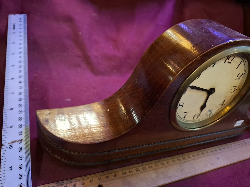 Antique wooden clock [CLK10377]