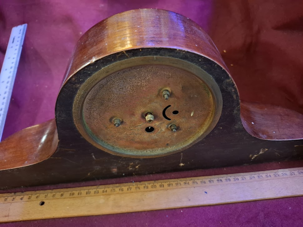 Antique wooden clock [CLK10377]