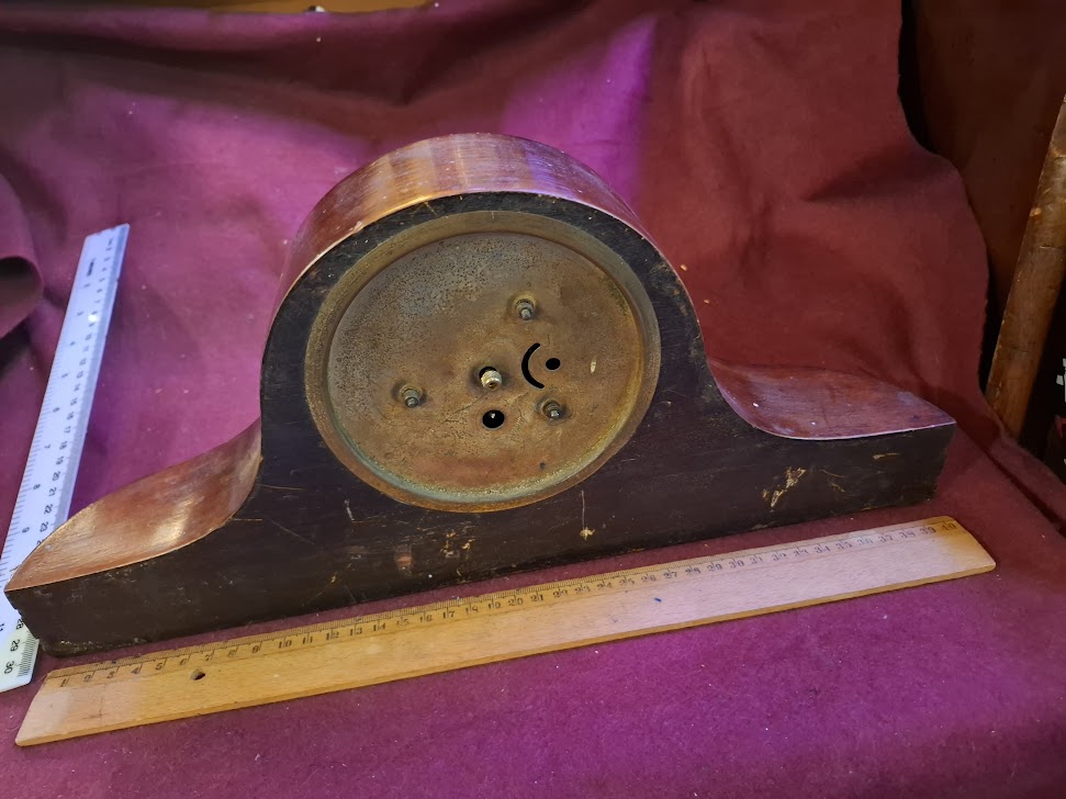 Antique wooden clock [CLK10377]