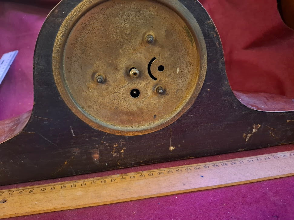 Antique wooden clock [CLK10377]