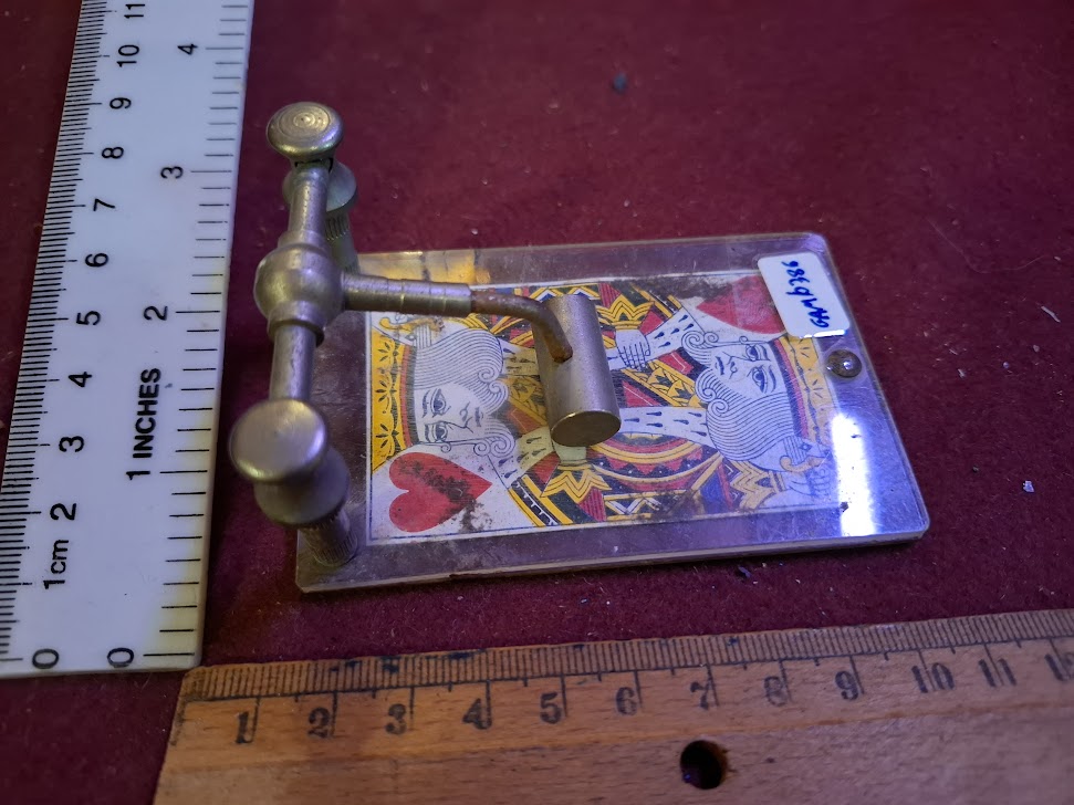 Vintage playing card press holder - rare [GAM10386]