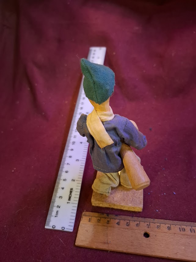 Israeli vintage 1950's folk original handcrfted figurine [ISR10347]