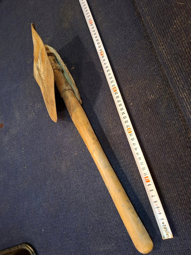 Old folding military shovel [MIL10188]