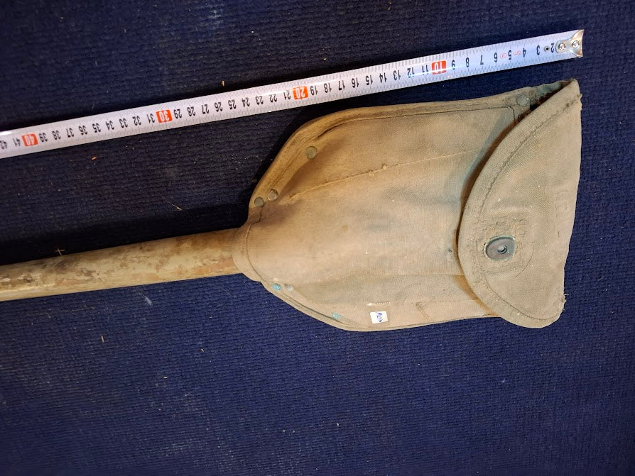 Old folding military shovel + bag [MIL10190]